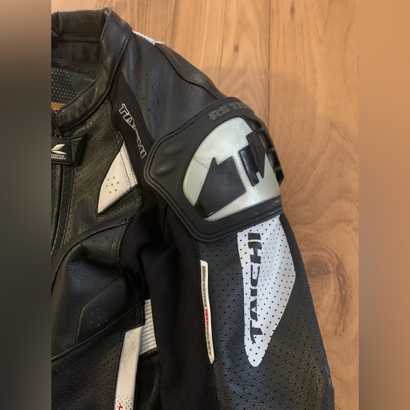 Men’s RS TAICHI Innovative Technology Riding Jacket  RSJ825 Size Small.  Eu 46 - Picture 3 of 16